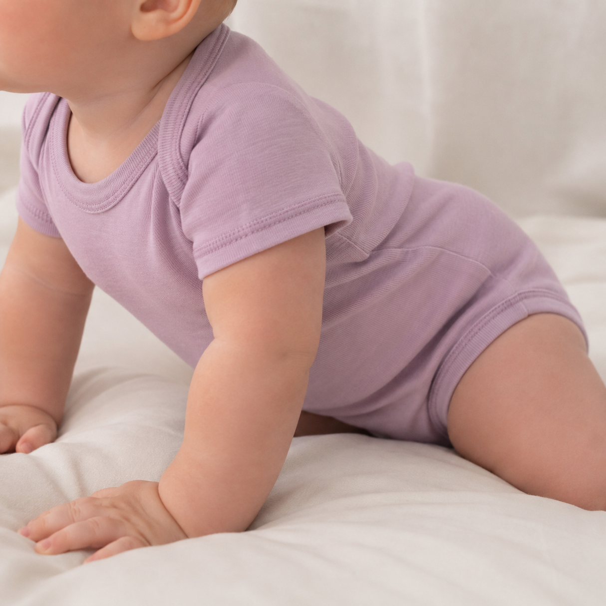 Kurzarm-Body aus 100 % zertifizierter feiner Merinowolle