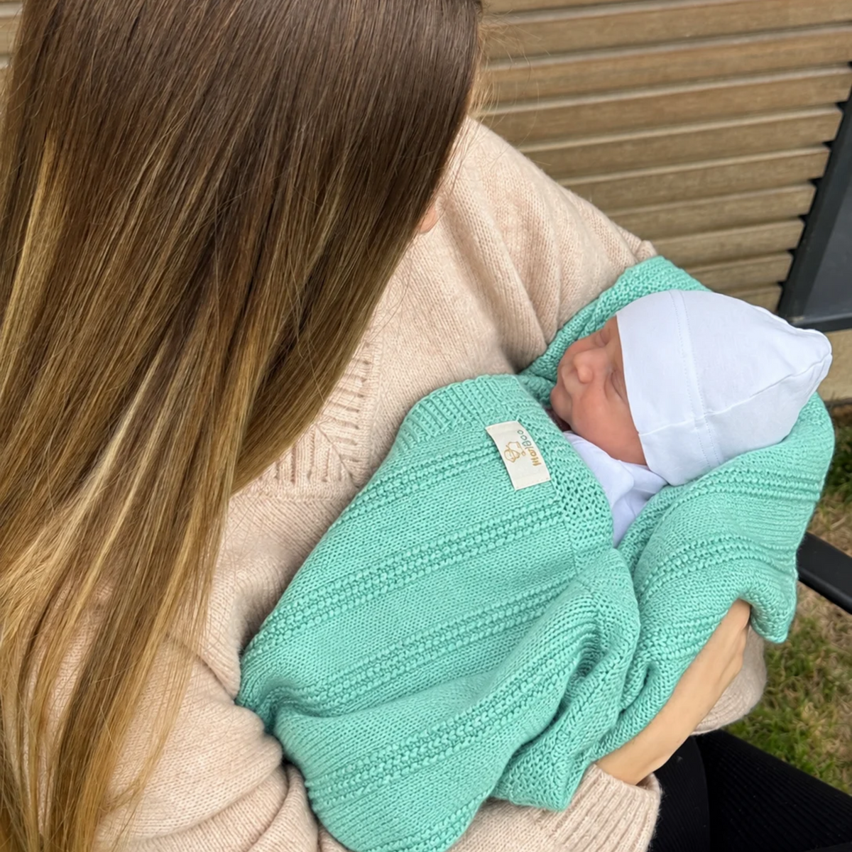 Luxuriöse Babydecke aus 100 % zertifizierter Merinowolle – 80 x 80 cm