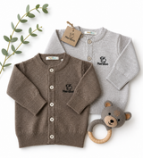 Strickjacke aus 100 % organischer Merinowolle