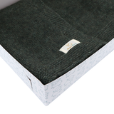 Warme und kuschelige Wickeldecke aus MeriBoo-Merinowolle