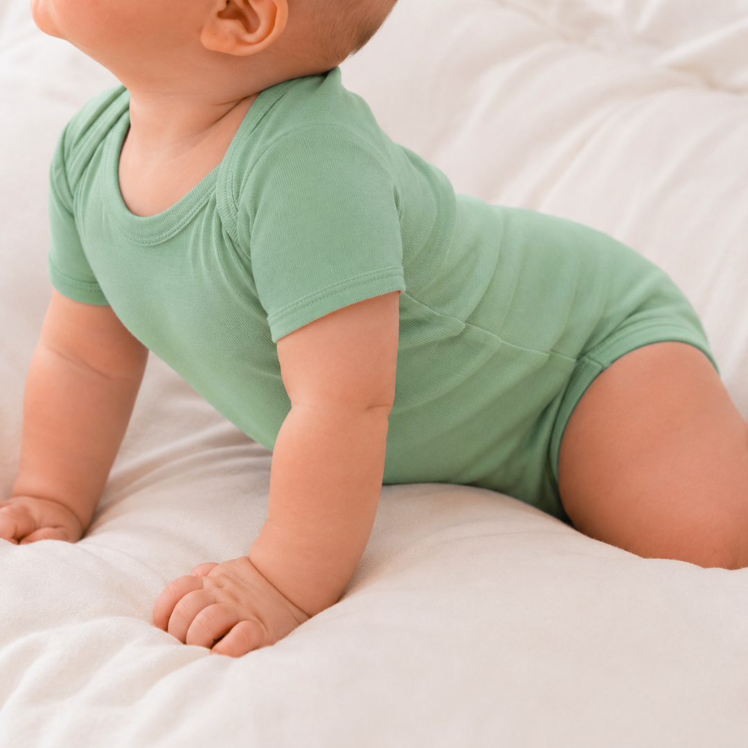 Kurzarm-Body aus 100 % zertifizierter feiner Merinowolle